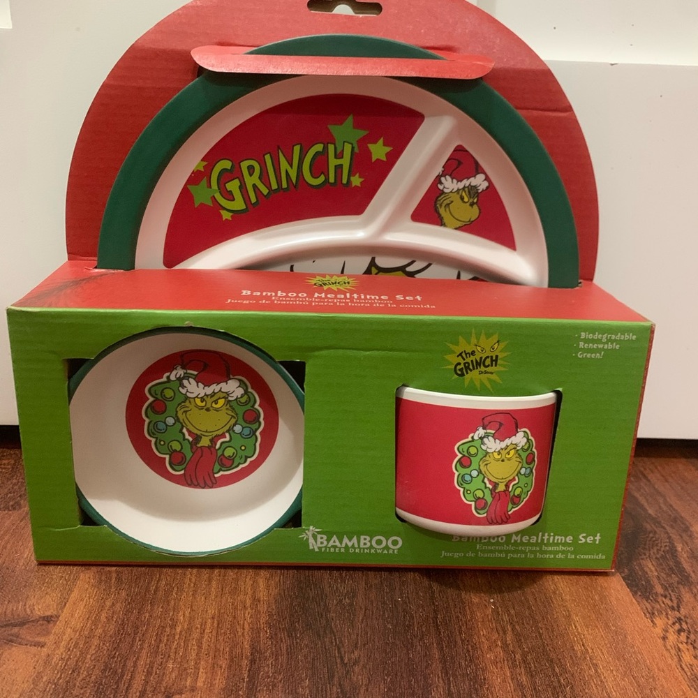 BAMBOO Grinch Mealtime Set